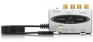 BEHRINGER UCA202 フロント
