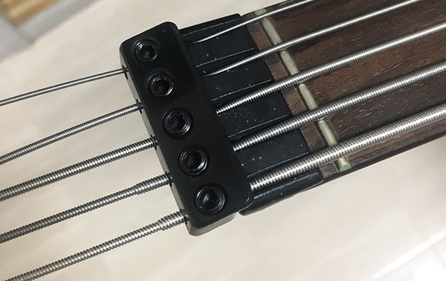 エリクサー弦をSpirit XT-25に装着