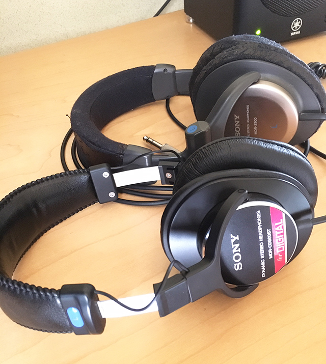SONY MDR-CD900STとSONY MDR-Z900比較