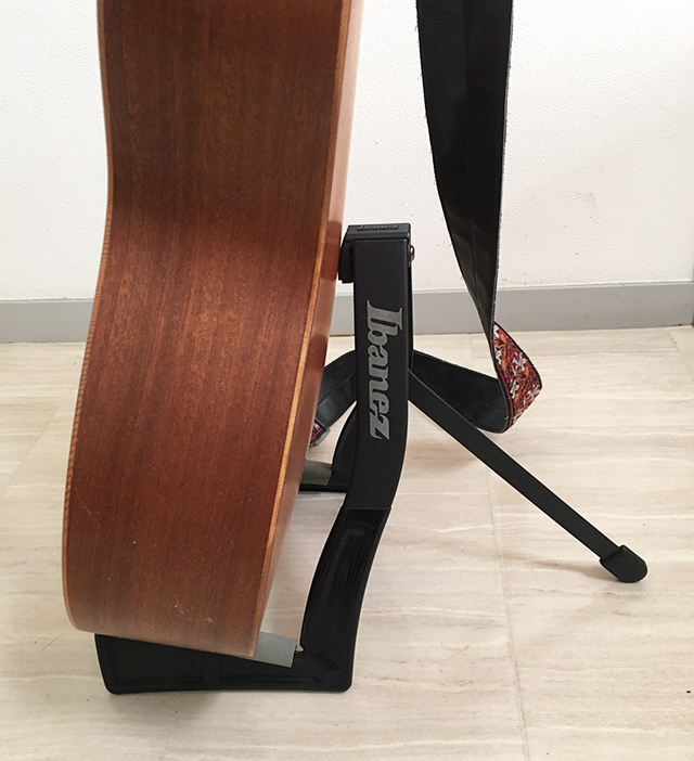 Ibanez ST101